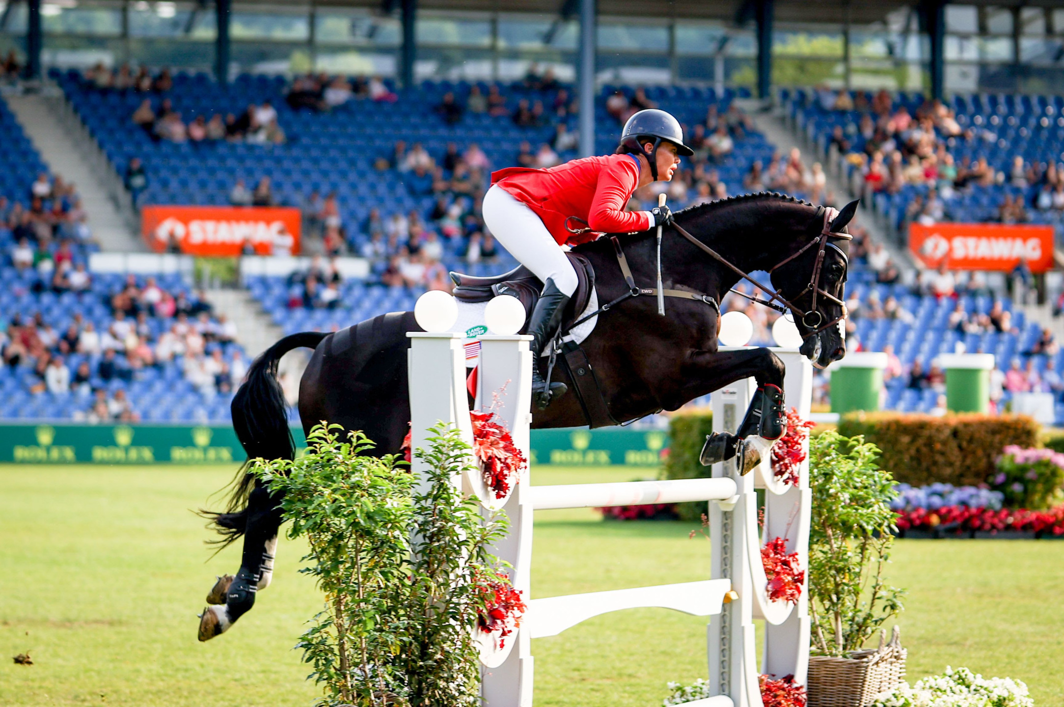 Land Rover U.S. Eventing Team brilla ad Aachen 1 Tamra Smith su Mai Baum, componene del Land Rover U.S. Eventing Team
