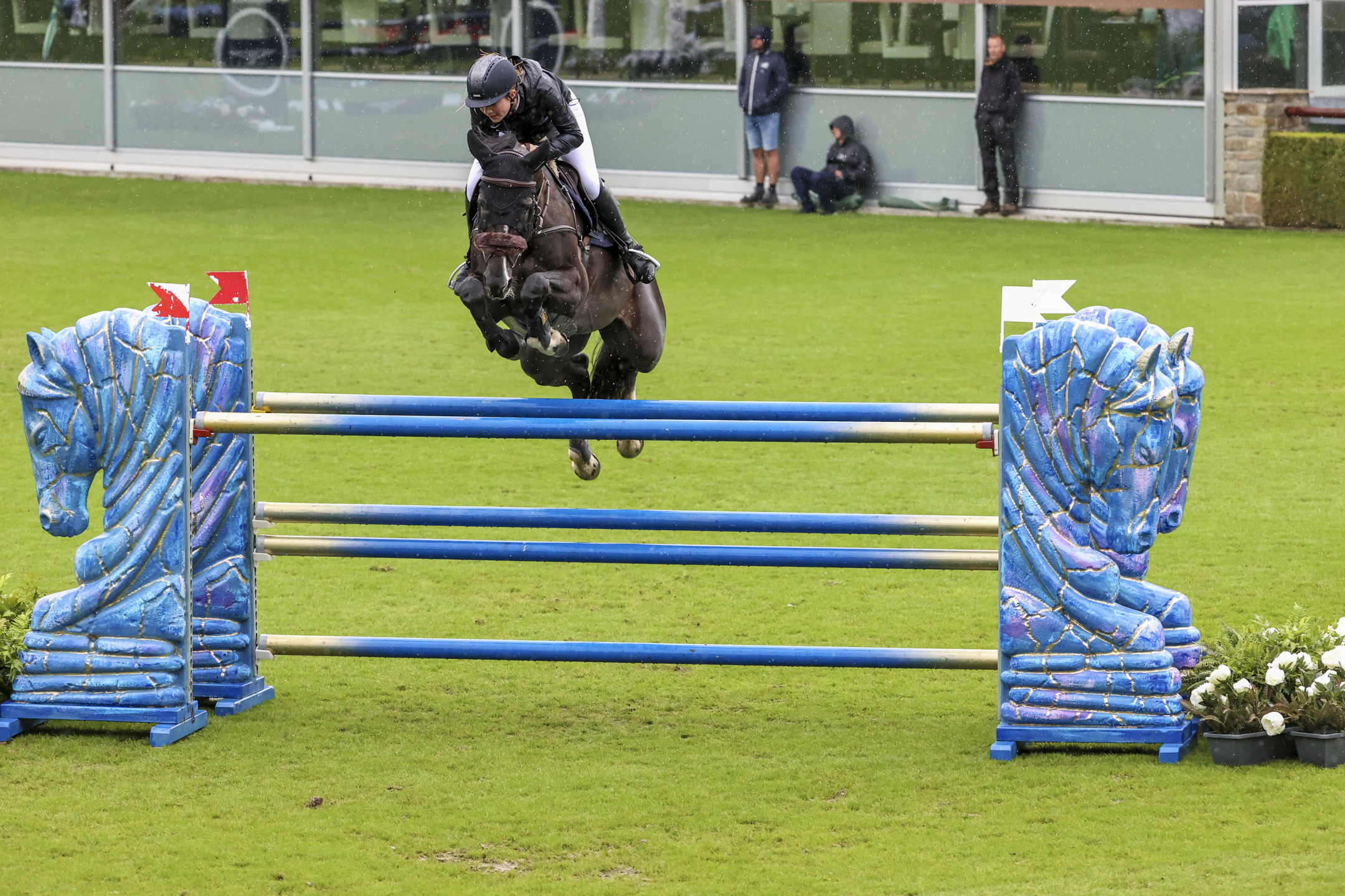 Terminano le competizioni alla Longines Tops International Arena: Smolders colpisce ancora 3 LGFC 12 Csi2 145 Schaper Britt riding In the Air 20230806 01SG7623