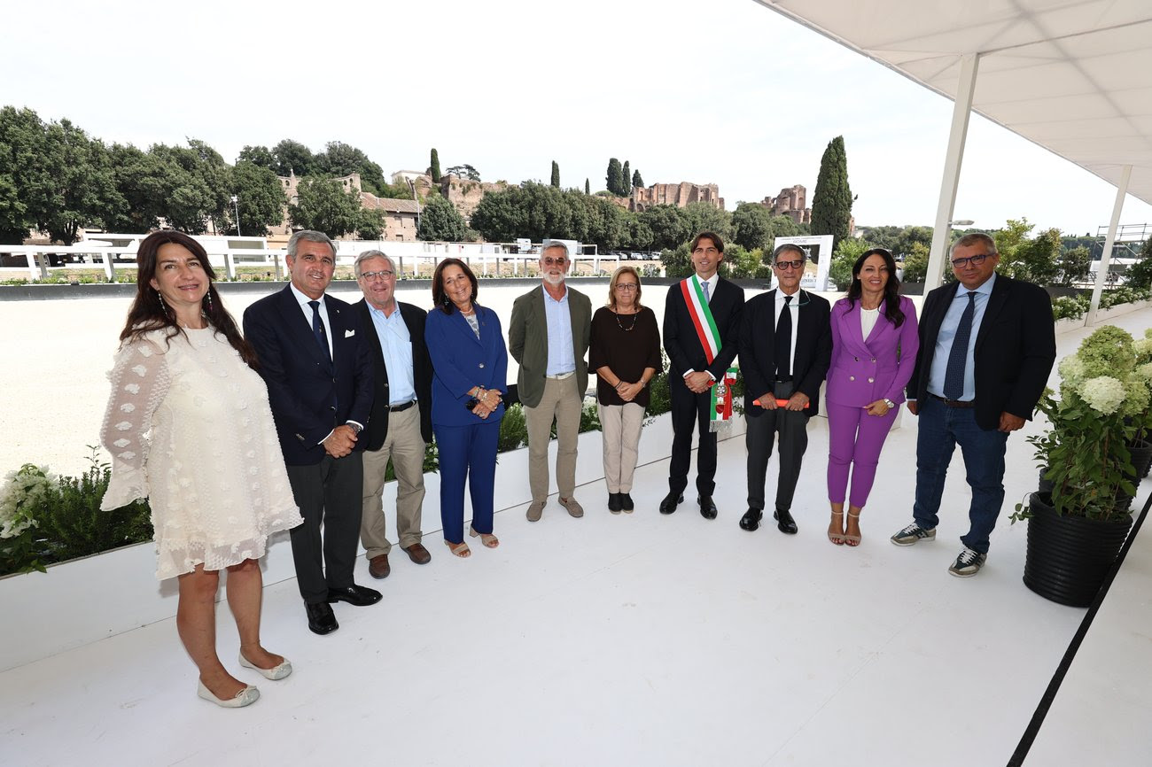 Il Circo Massimo è pronto ad accogliere il Longines Global Champions Tour di Roma 1 Longines Global Champions Tour di Roma tutti i presenti alla conferenza stampa di apertura