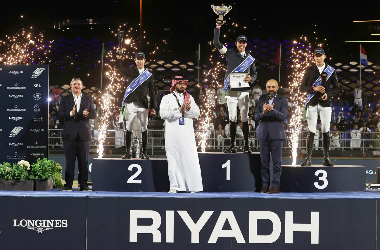 Harrie Smolders vince il titolo di Campione del LGCT 1 LGCT Premiazione di fine stagione dopo la tappa di Riyadh