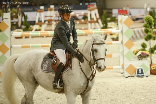 Julien Epaillard con Hoover, Photo- Mari Hongisto-9644