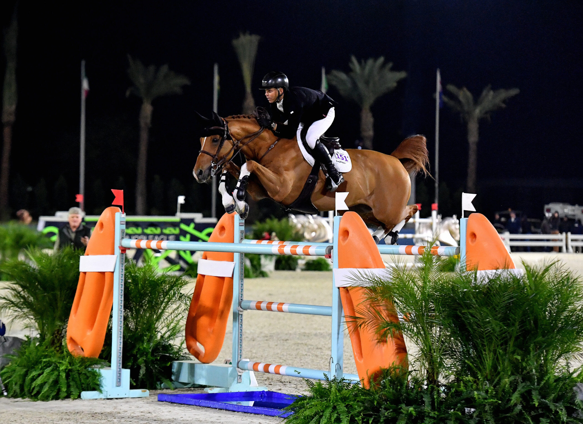 Karl Cook si aggiudica il Gran Premio del CSI5* Coachella Cup 3 Kent Farrington USA and Landon. Photo by High Desert Sport Photo 1