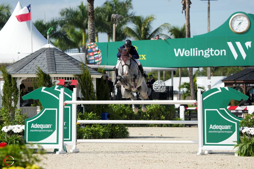 Todd Minikus and Kiekeboe Spirit Have What It Takes in Adequan® WEF Challenge Cup Premiere Round 1 Todd Minikus riding Kiekeboe Spirit