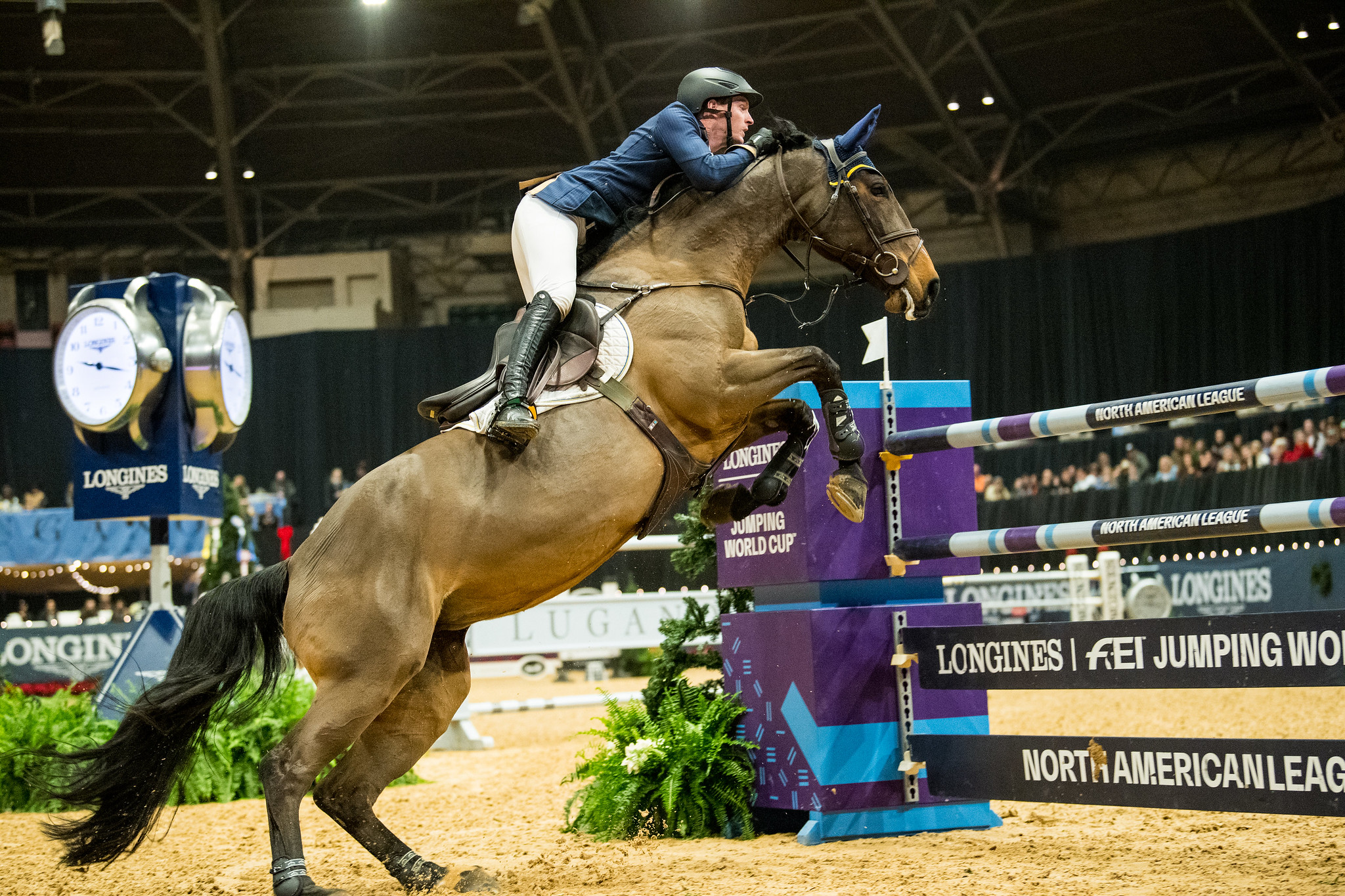 Daniel Coyle (IRL) riding Legacy - winners of the Longines FEI Jumping World Cup™ NAL 20222023 - Fort Worth (USA)