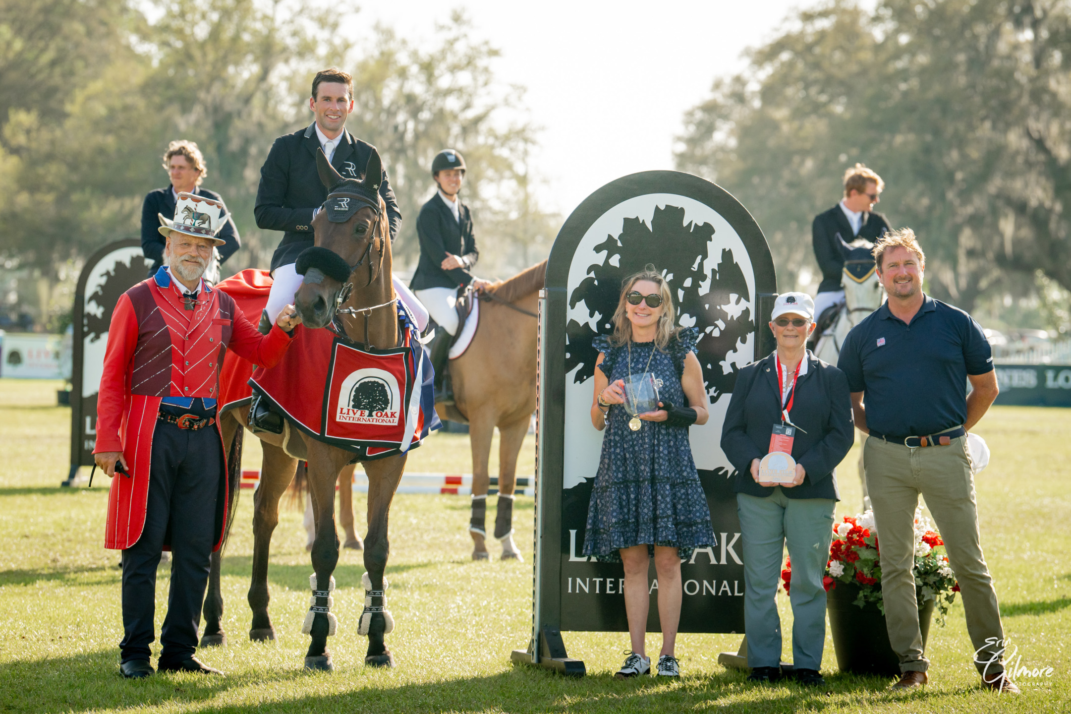 Simon McCarthy trionfa nella qualificazione al CSI4*-W Longines Grand Prix al Live Oak International 1 IMG 2957