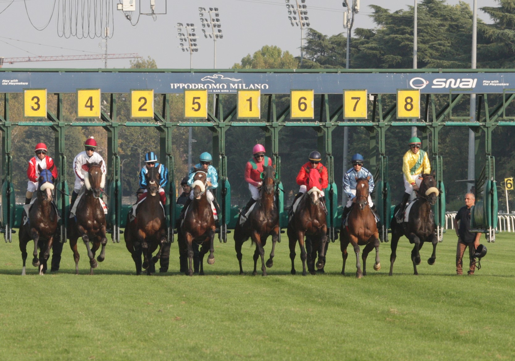 Sabato all'ippodromo Snai San Siro al via la 137a stagione di galoppo 2 IPPODROMO SNAI SAN SIRO GALOPPO Gabbie Partenza Corse Foto Dena Snaitech