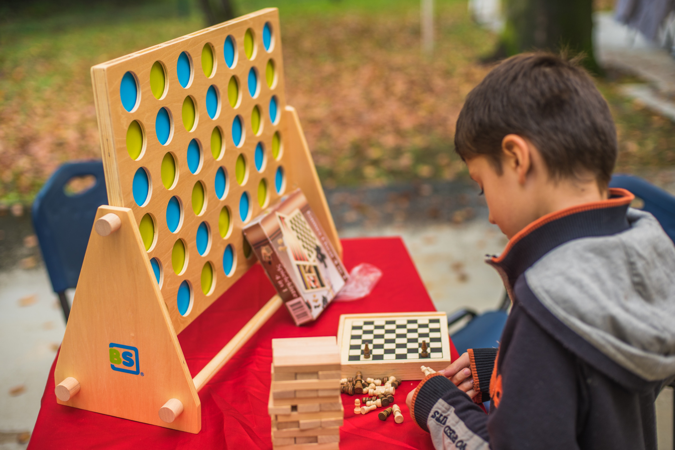 Area giochi bambini ippodromo san siro aprile 2024