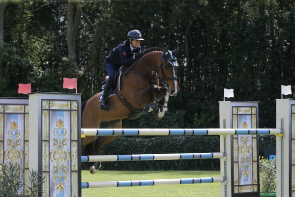 Giulia Martinengo Marquet in azione su Calle Deluxe in testa dopo la prima prova ai CamCampionato Italiano Assoluto Seniores 2024