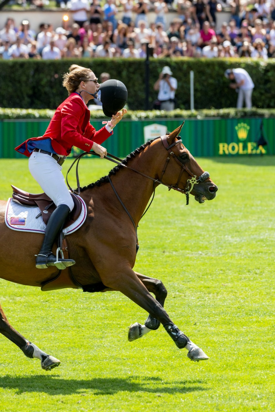 Karl Cook was the winner of the Rolex Grand Prix of Rome together with his mare Caracole de la Roque . Here is Karl’s celebratory moment just after he realized he was the winner