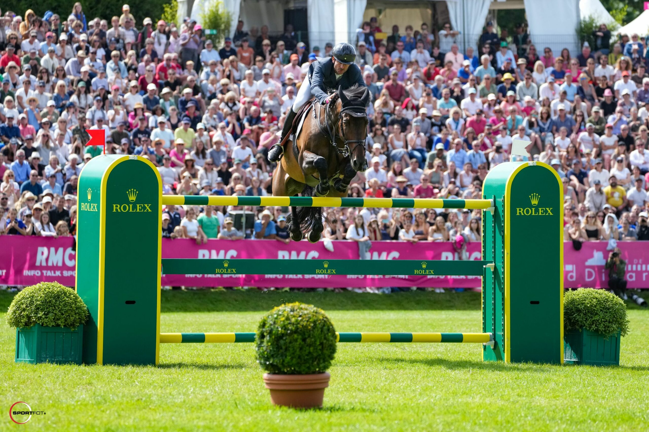 Kevin Staut trionfa nel Grand Prix Rolex di Dinard 2024, Lorenzo de Luca quinto 2 1694 MH102904 scaled