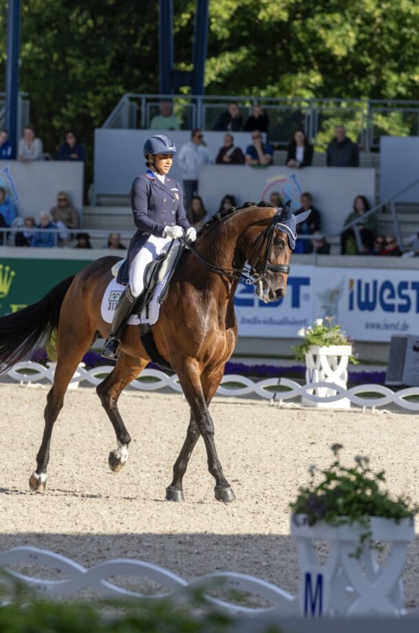 Intervista ad Anna Buffini: la dedizione e la passione di una stella del Dressage da Grand Prix 3 1D71FD68 40D6 489B 9BAD CF2643A9ADA0