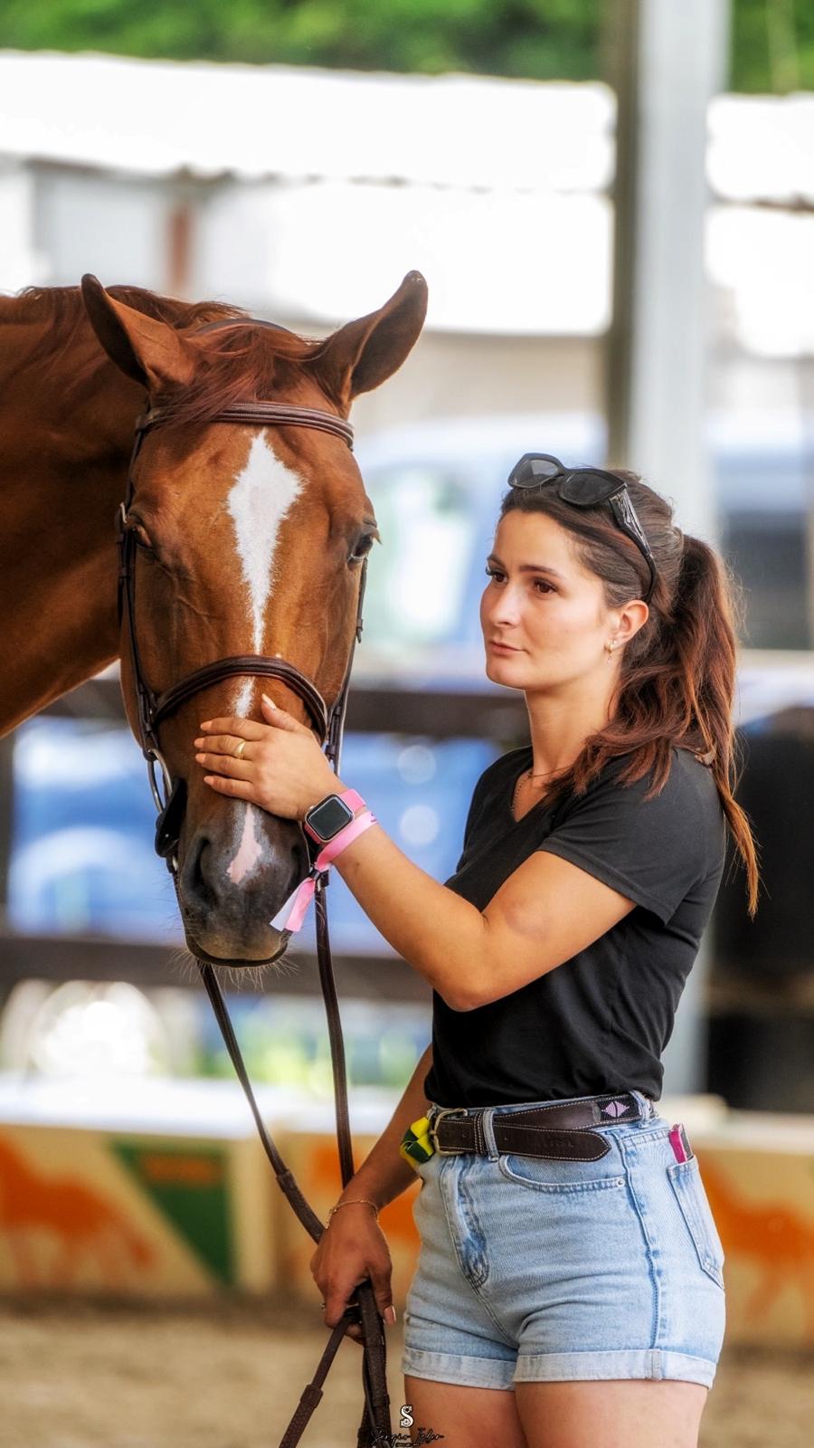 An interview with Beatrice Chiauzzi, groom to Emanuele Camilli 4 Beatrice Guglielmi groom Sergio Isler 2 1
