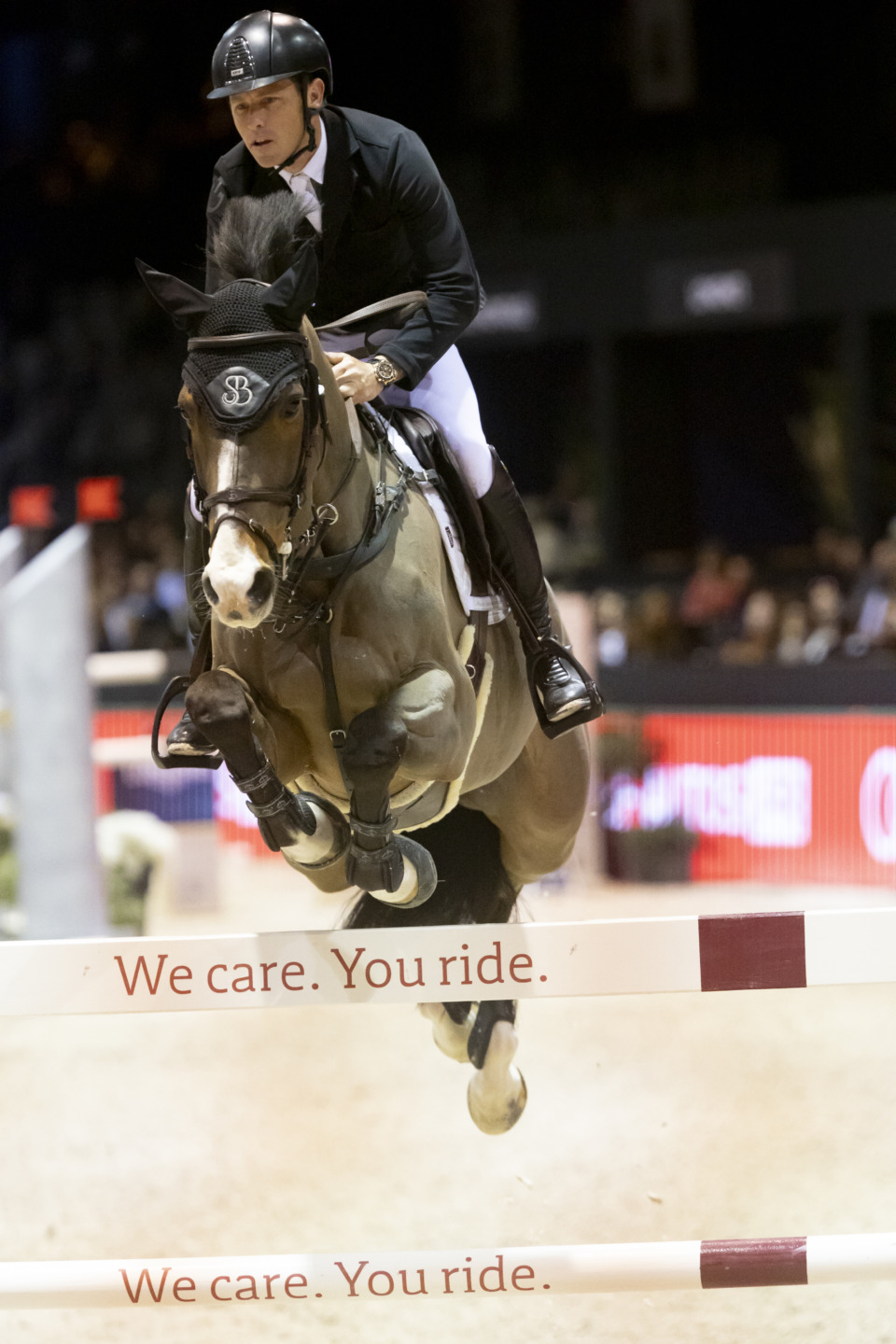 Medaglia d'oro alla Gran Bretagna per il Salto Ostacoli a squadre 3 Brash Hello