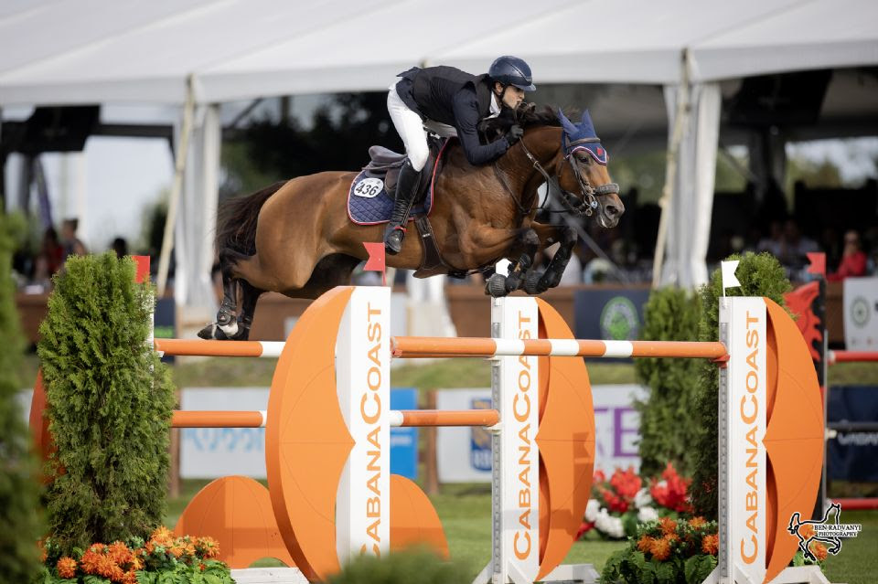 Luis Larrazabal Makes Winning Debutat Major League Show Jumping Ottawa 1 Luis Larrazabal in sella a Belle de Muze
