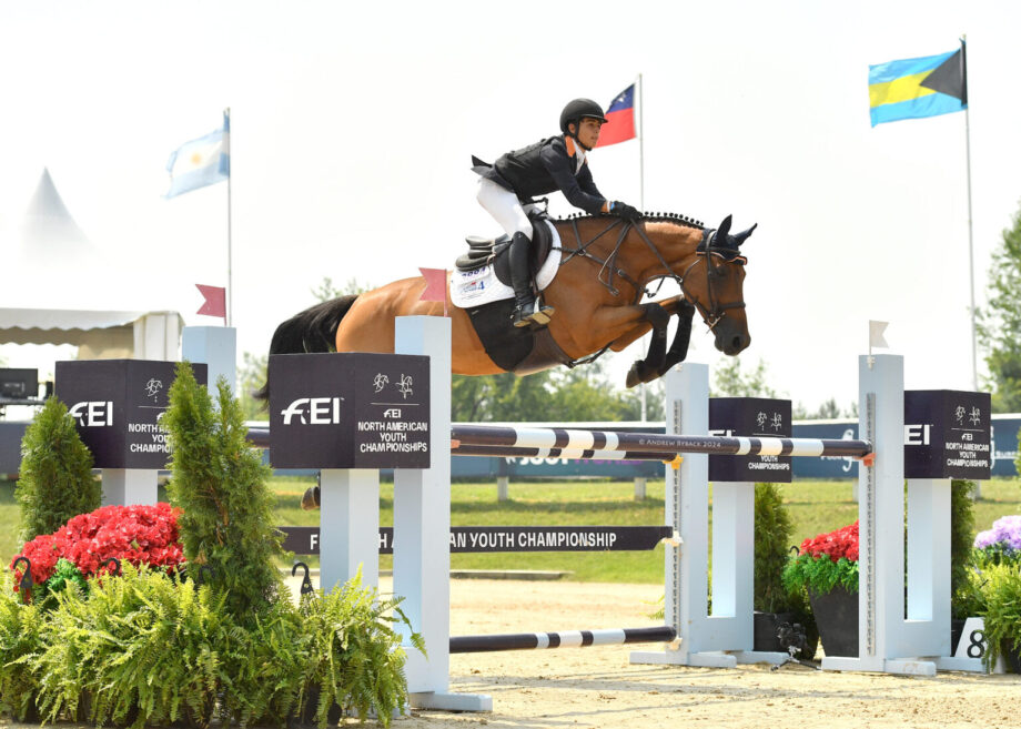 Agatha Lignelli e JJ Torano ottengono l'oro individuale Children e Pre-Junior ai Campionati giovanili FEI del Nord America, USHJA. 3 foto 2 Torano