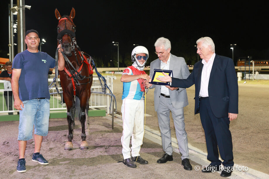 Ippodromo Cesena Trotto - Lunedì 5 agosto 2024 - inizio corse ore 21:00. 2 premiazione sesta orogel