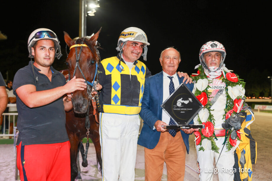 Ippodromo del Savio di Cesena, trotto: Roberto Vecchione si aggiudica il quarto “Superfrustino” 3 premiazione vecchione vitagliano