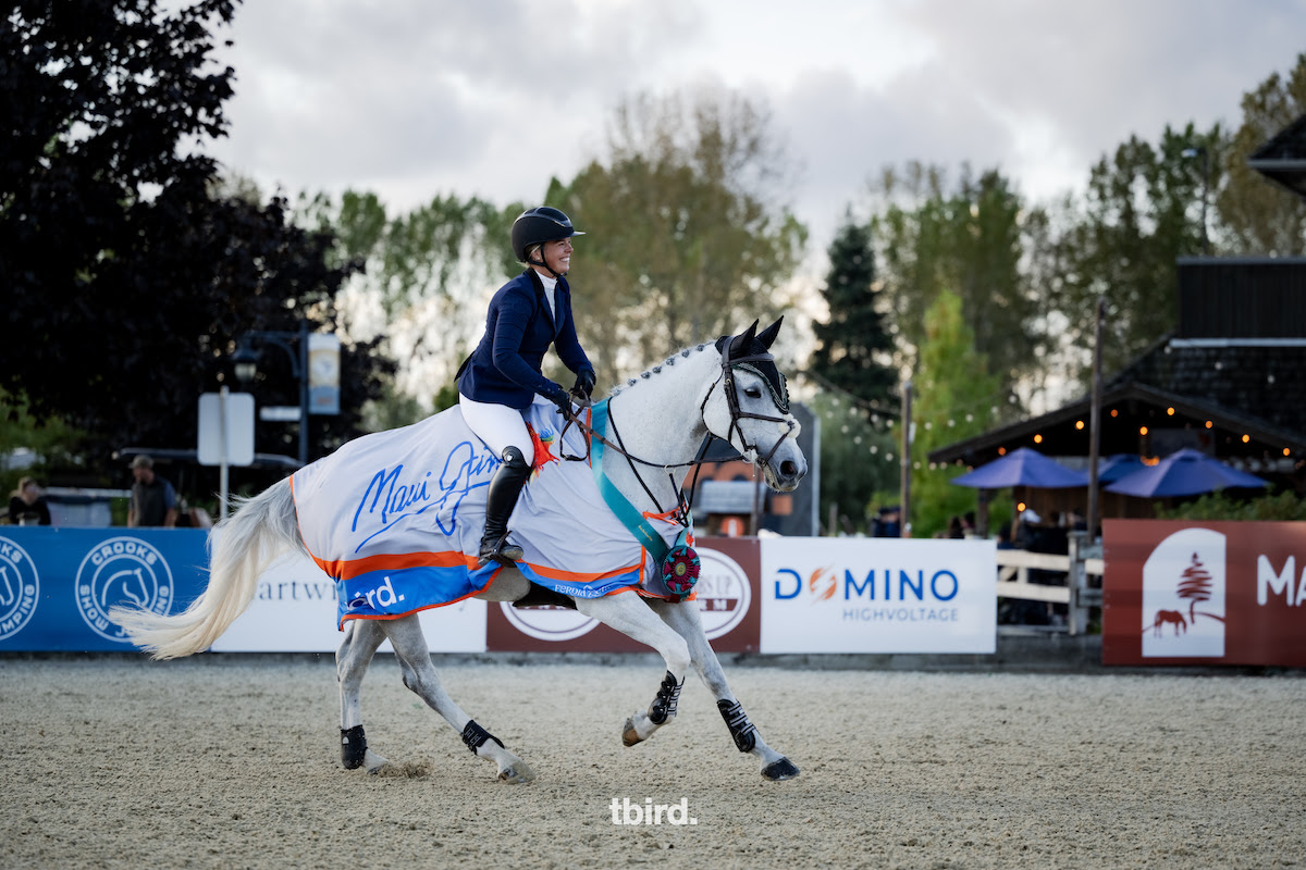 Ayla Martinoff e A Crown Royale vincono il Maui Jim Grand Prix 1.45m a Thunderbird 1 IMG 0442