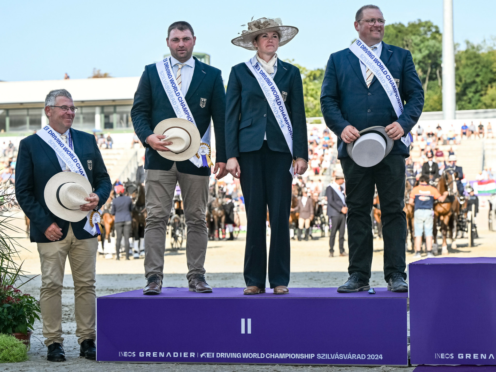 Campionati del Mondo di Attacchi 2024: settimo oro individuale per Boyd Exell nel tiro a quattro 5 Team Germanys MICHAEL BRAUCHLE MAREIKE HARM and GEORG VON STEIN