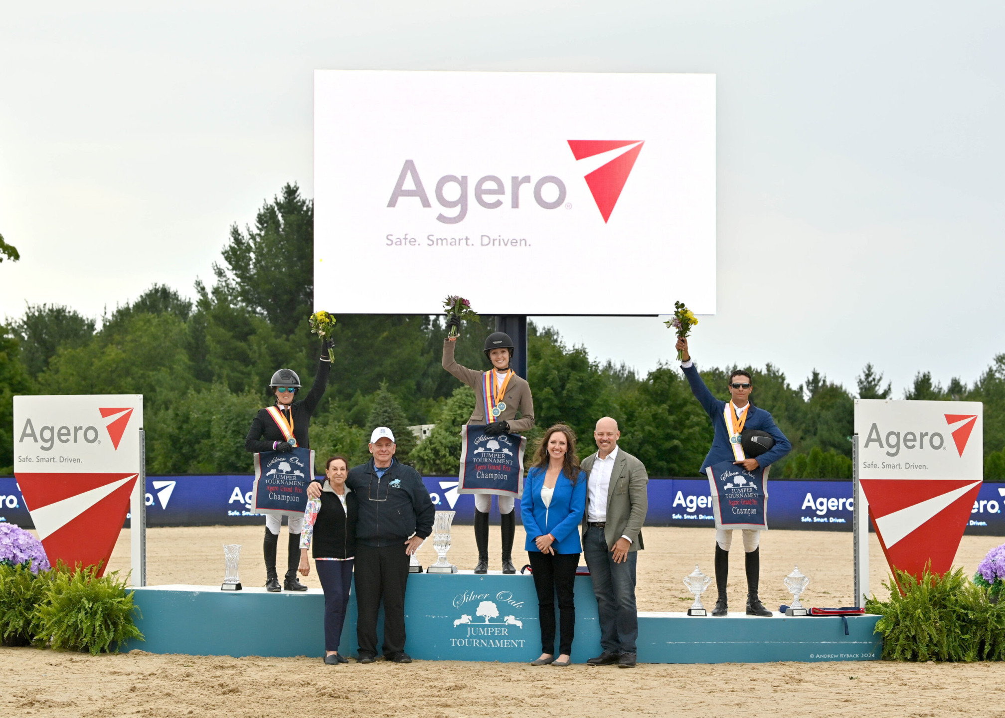 Charlotte Jacobs Triumphs at Traverse City CSI3* 2 Charlotte Jacobs, Brooke F. Kemper, and Francisco Goyoaga Mollet © Andrew Ryback Photography