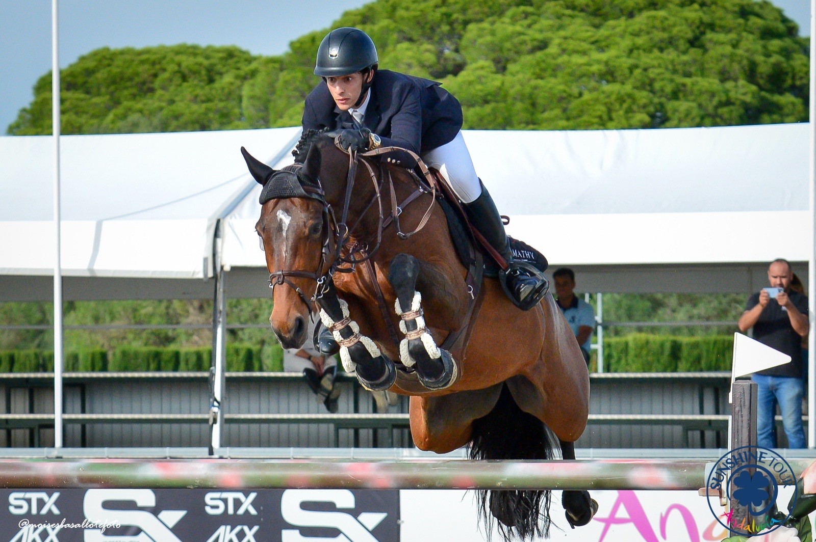João Victor Castro domina le categorie principali del CSI3* a Montenmedio di sabato 2 IMG 1851