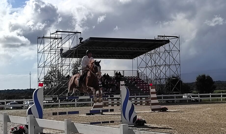 Salto ostacoli: a Tanca Regia in evidenza Simonetti e Murruzzu - Domenica il gran finale del Sardegna Jumping Tour e Trofeo dei Nuraghi 2 Simonetti su Li La Bo