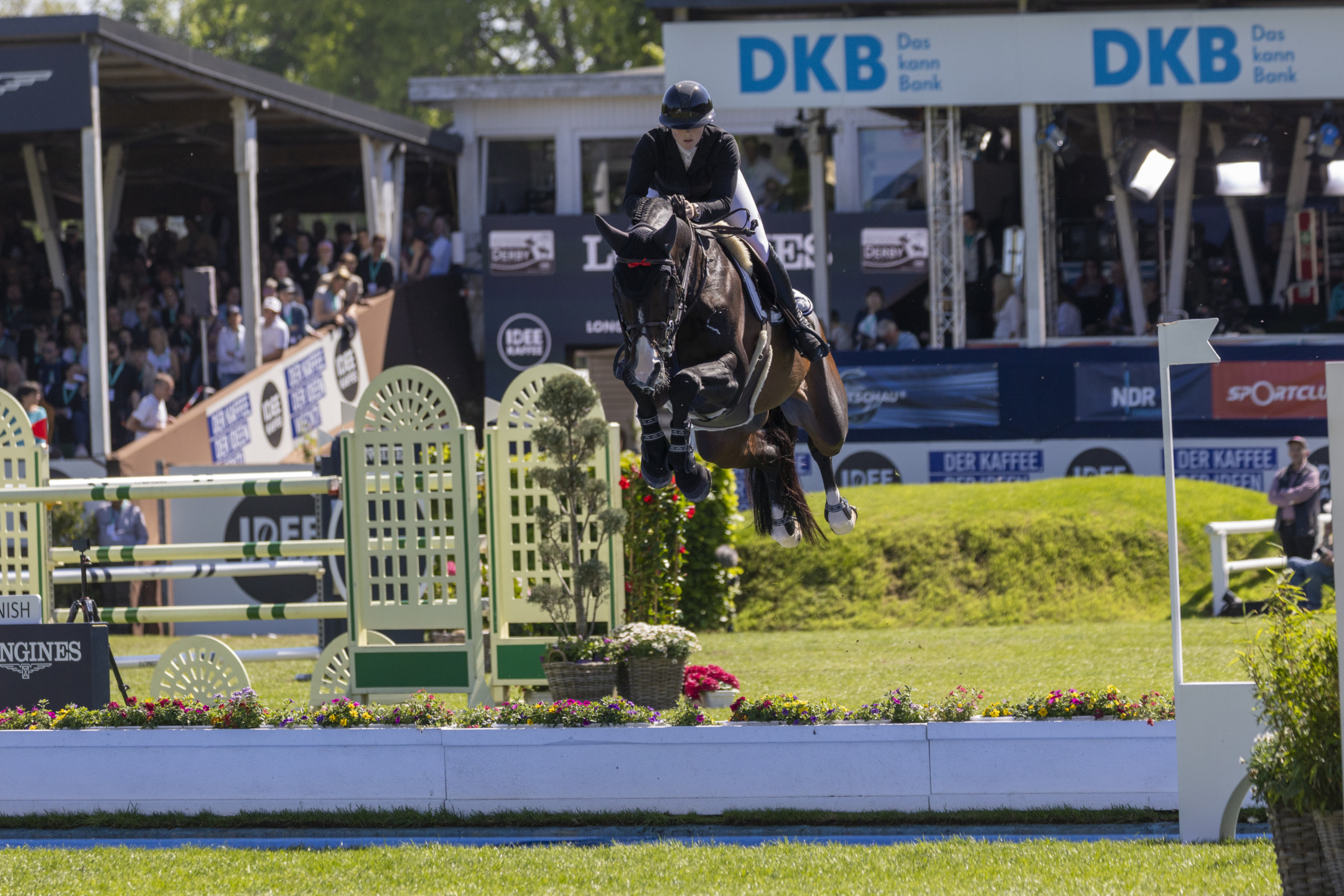 Rikke Belinda Barker: From Denmark to Global Success in Equestrian Sport 4 Tabalou PS Barker Rikke Belinda DEN Hamburg 20240511 SS357206 1