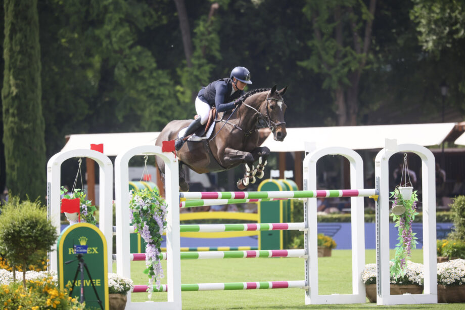 Il percorso di Jessica Burke, stella internazionale del salto ostacoli 2 Burke Express ROMA2023 20230525 SS3 1813