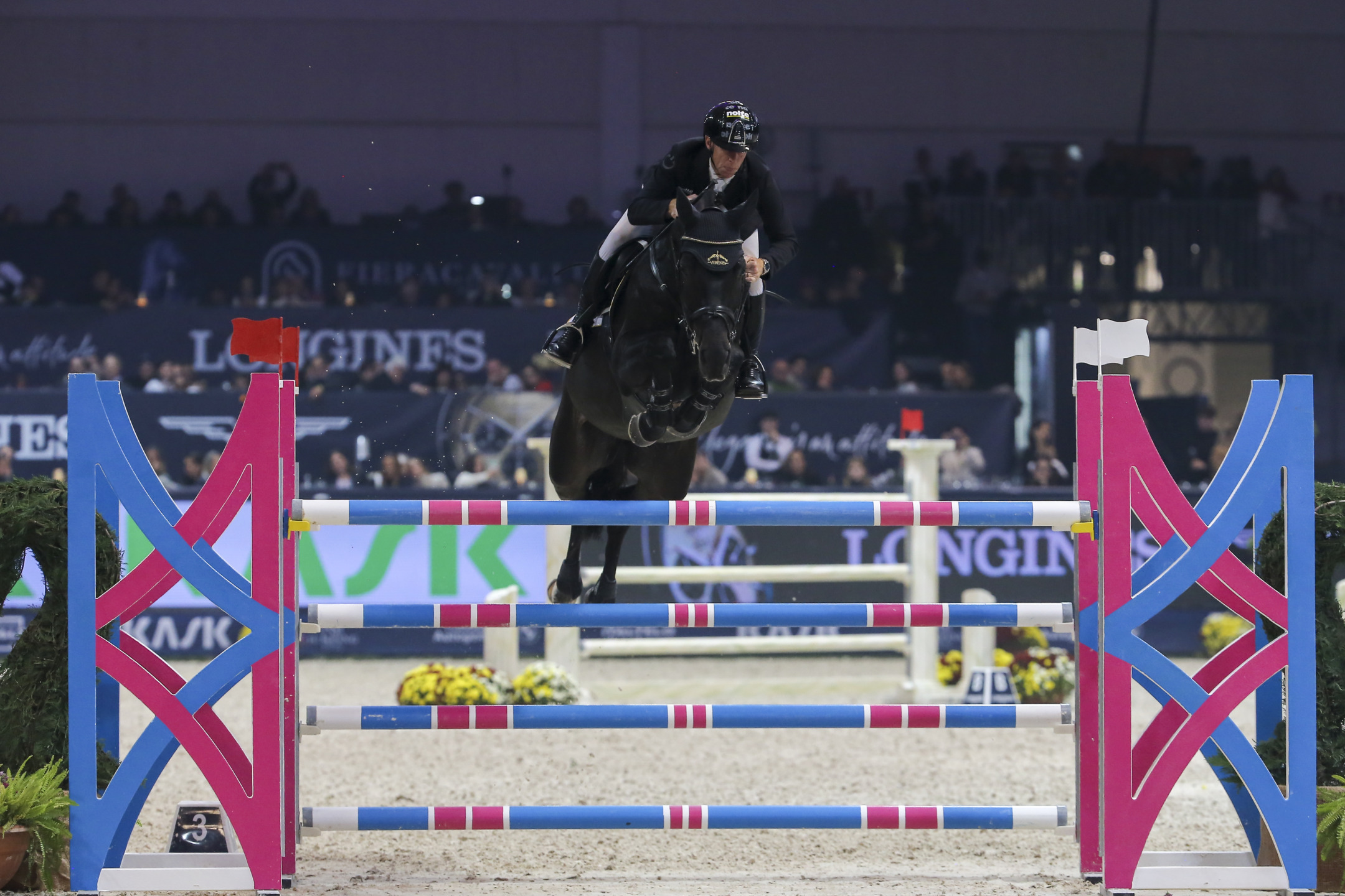 Sophie Hinners vincitrice indiscussa della FEI World Cup di Verona 3 Ehning Marcus GER riding Coolio 42 Verona 20241110 SS7 5929 1