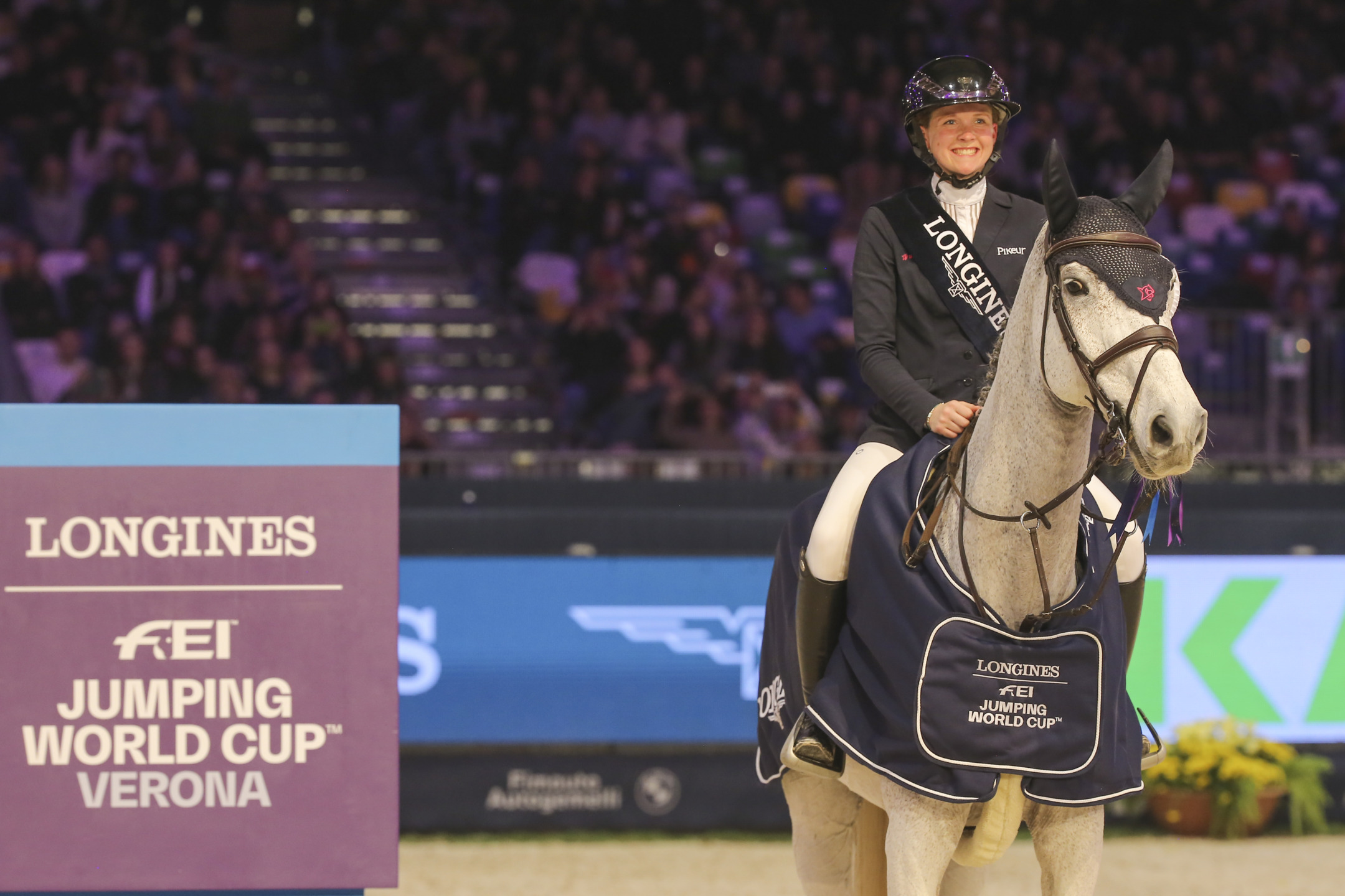 Sophie Hinners vincitrice indiscussa della FEI World Cup di Verona 1 Hinners Sophie GER riding Iron Dames my Prins Verona 20241110 SS7 5976