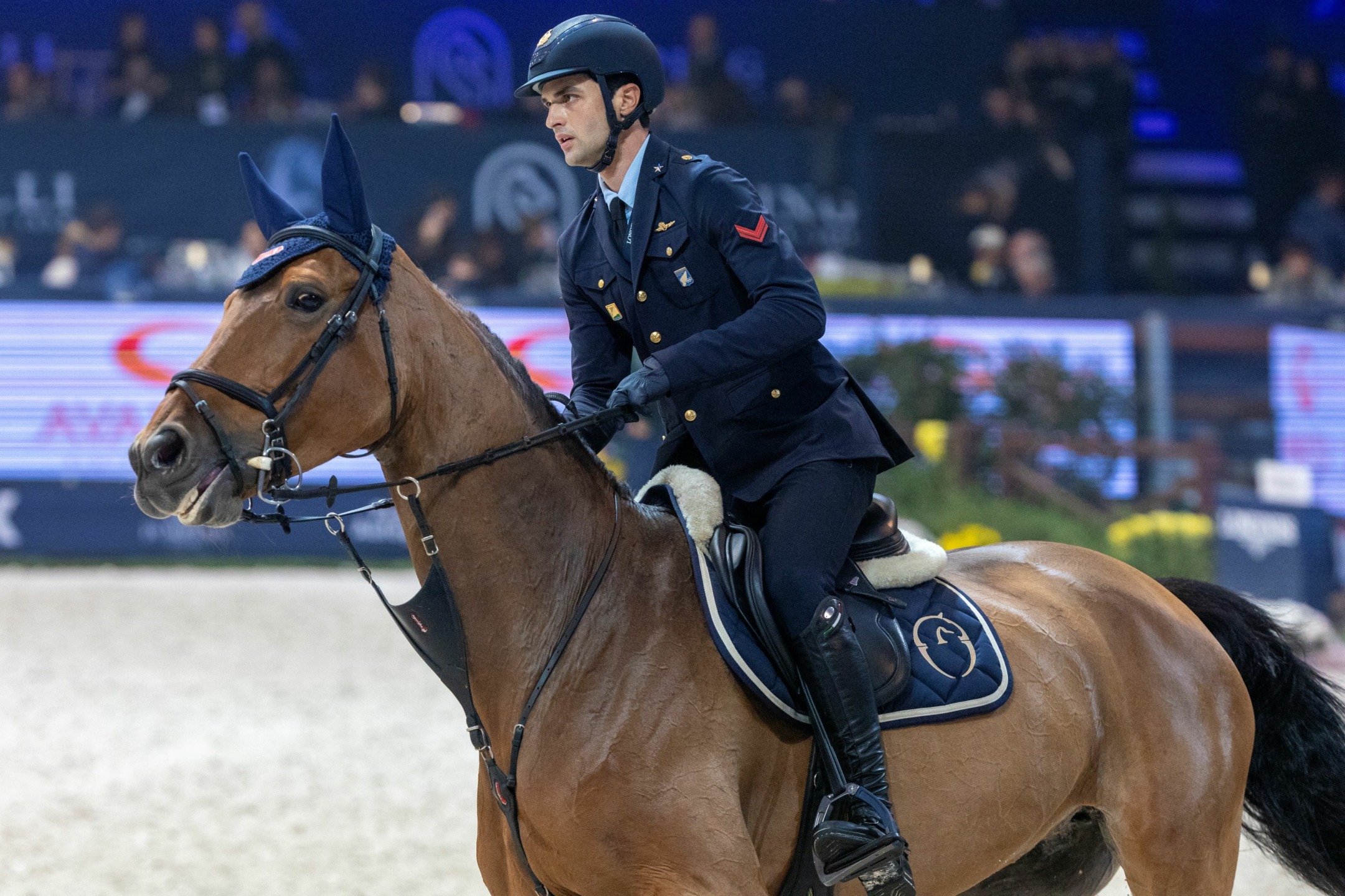 Andrea Calabro si racconta, “Ogni cavallo ha tempi e potenzialità diversi” 4 Calabro Andrea ITA riding Cornnan Verona 20241109 SS359396
