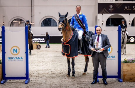 Al Shira'aa Horse Show: Christian Ahlmann vince il CSI3* Nirvana Travel & Tourism 1.45 m 1 Il tedesco Christian Ahlmann al primo posto nel CSI3* Nirvana Travel & Tourism 145 cm Speed Class