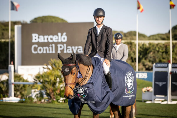 'Royal Van't Schawijke' e Thibault Philippaerts vincono la finale di 8 anni sponsorizzata da Aloga. Bene Riccardo Pisani, Edoardo Ingrà, Camilla Bosio, Andrea Calabro, 9 'Royal Van't Schawijke' e Thibault Philippaerts vincono la finale di 8 anni sponsorizzata da Aloga