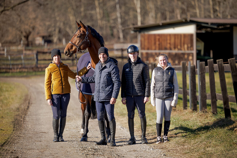 Chaclot saluta lo sport 2 chaclot pisani family copia