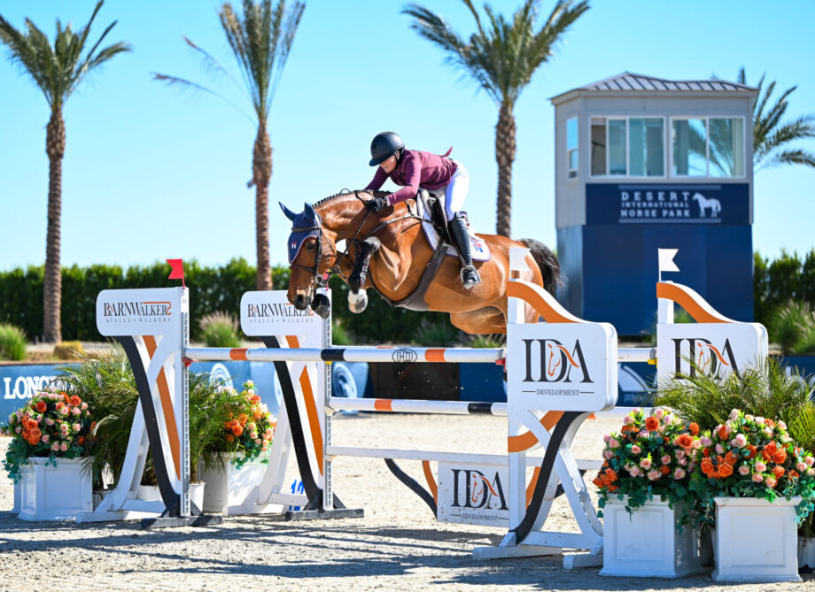 Savannah Jenkins conquista la vittoria nei 10.000 dollari di Barnwalkers Welcome Speed al Desert Circuit 7. 3 unnamed361