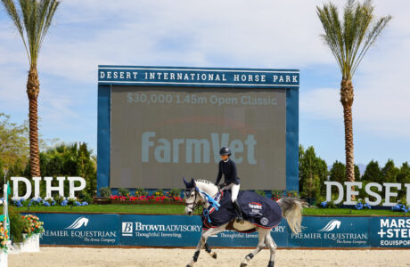 Zoe Brown, vittorie di fila nella FarmVet 1.45m Open Classic da 30.000 dollari. 1 Zoe Brown, vittorie di fila nella FarmVet 1.45m Open Classic da 30.000 dollari.