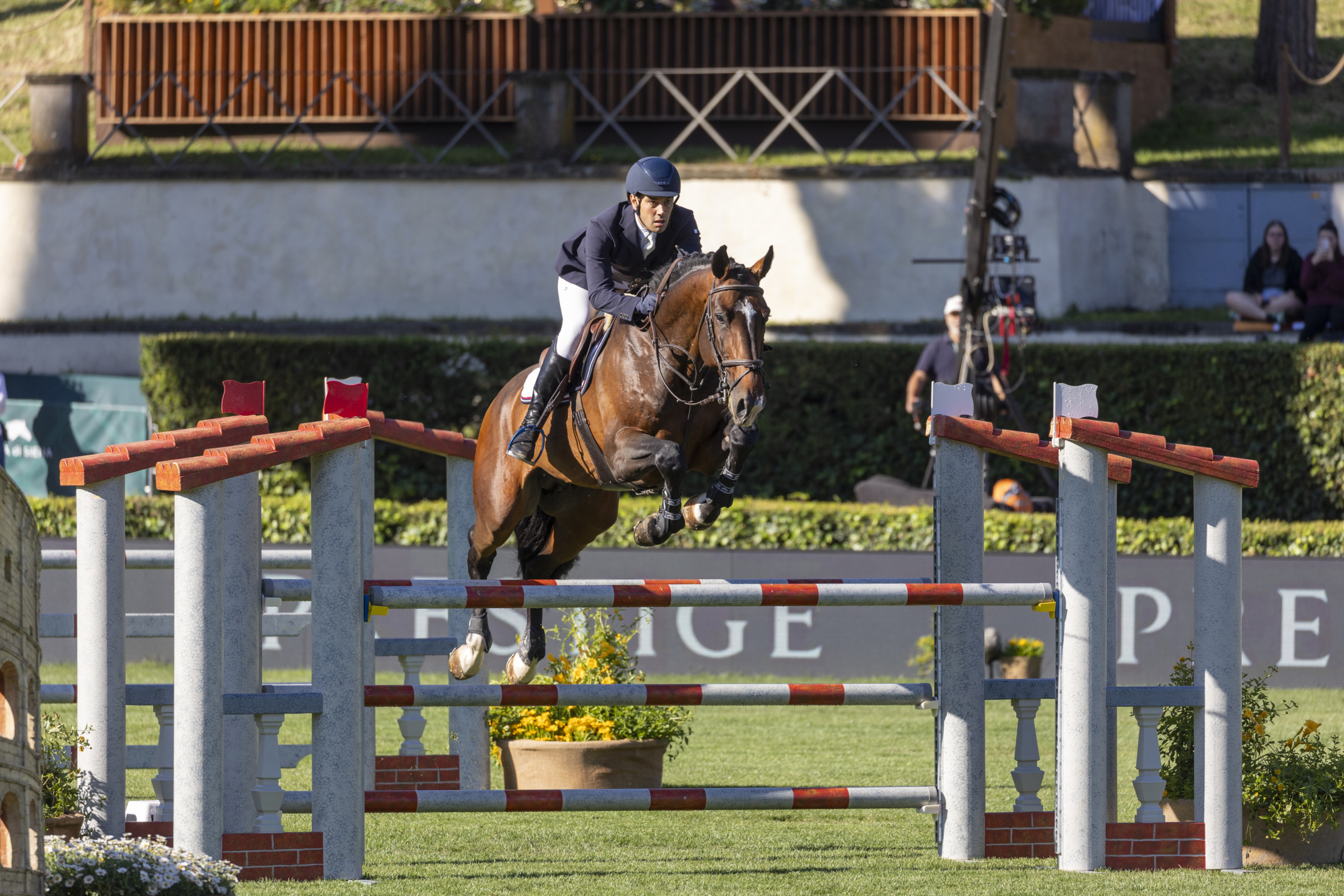 Grandi appuntamenti internazionali ad Arezzo e Gorla Minore con oltre 1.100 cavalli in gara 4 Edoardo Ingra ITA Starbello Van-t Goolder_Roma_20240526_SS353234.cr3