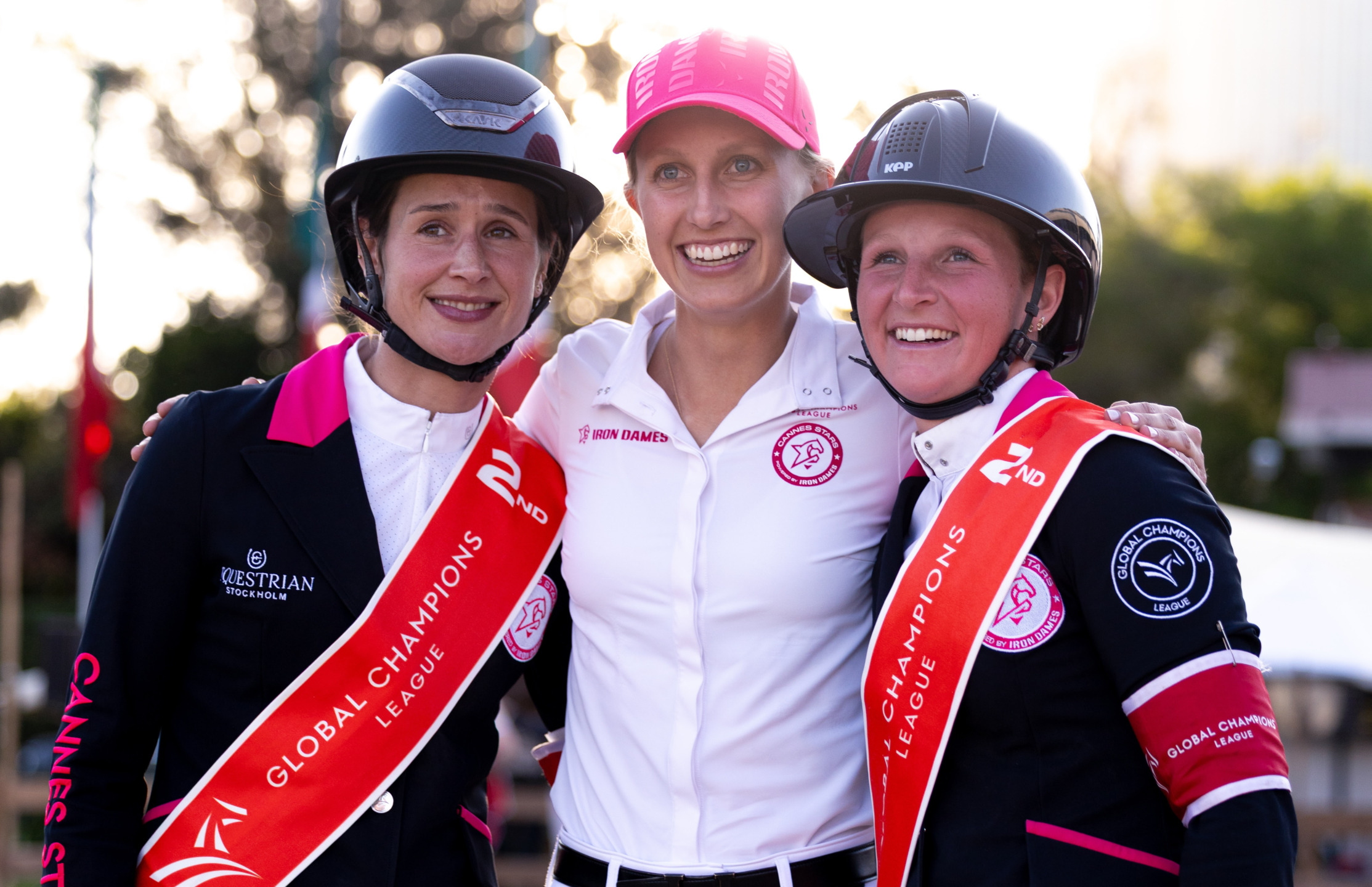 Le Cannes Stars powered by Iron Dames rafforzano il vantaggionel GCL con il secondo posto a Città del Messico. 1 Le Cannes Stars powered by Iron Dames rafforzano il vantaggionel GCL con il secondo posto a Città del Messico.
