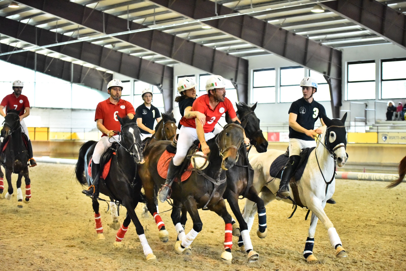Termina la prima tappa del Campionato Italiano Senior Misto 2025 di Horseball 3 Campionati Italiani Senior Misto 2025 Horseball al Centro Ippico Le Ginestre di Buscate 5