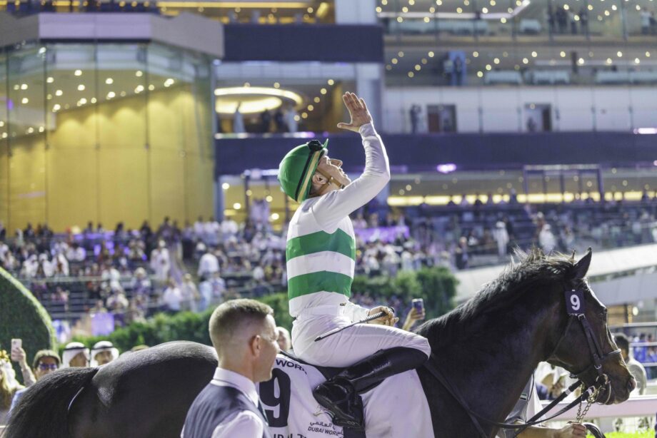 Cristian Demuro, il Rush vincente a Dubai! 6 Dubai Turf Demuro esulta