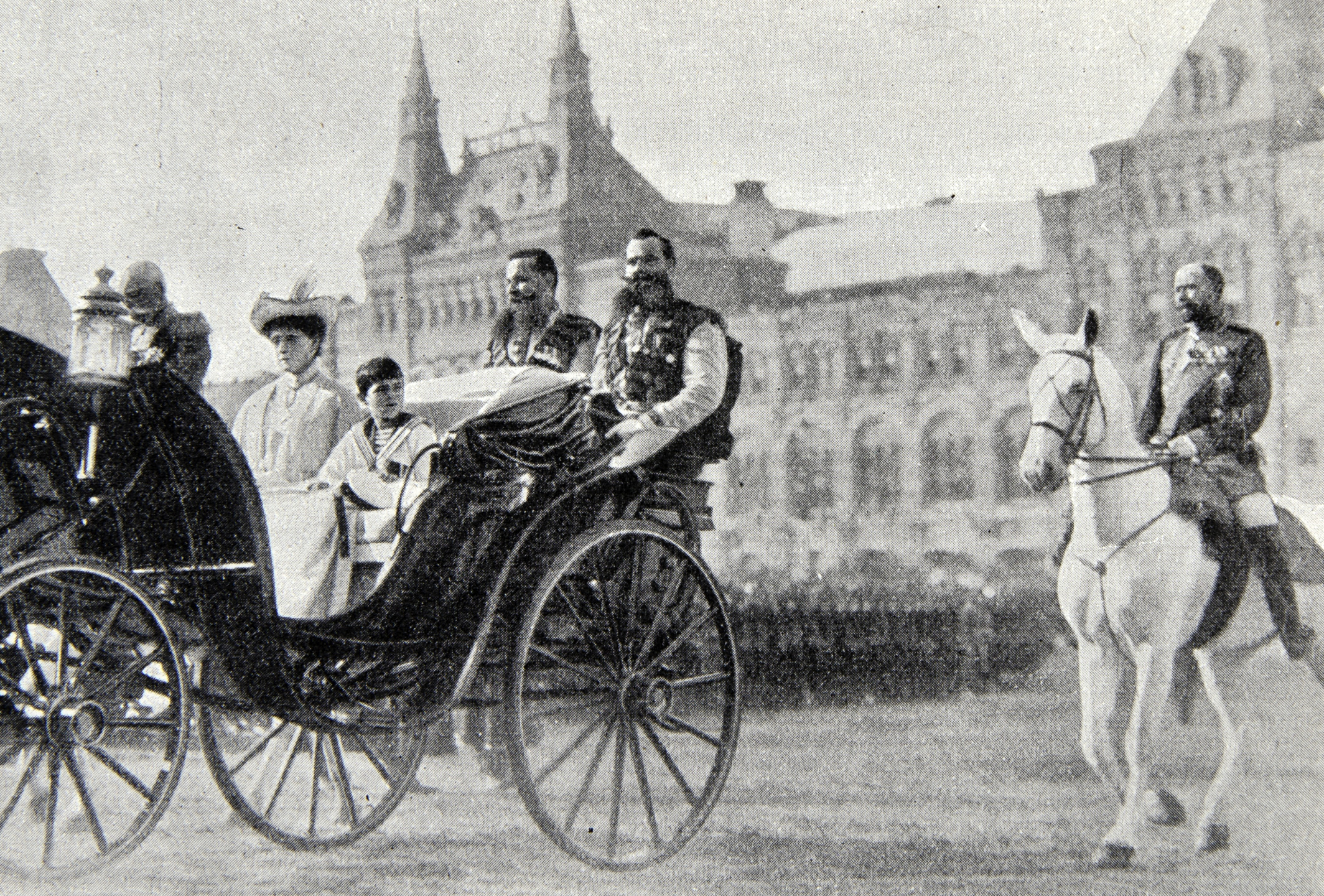 Horses in Tsarist Russia: from war to literature 1 Karl Bulla cortege of the Emperor Nicholas II drives up to the Spassky Gate