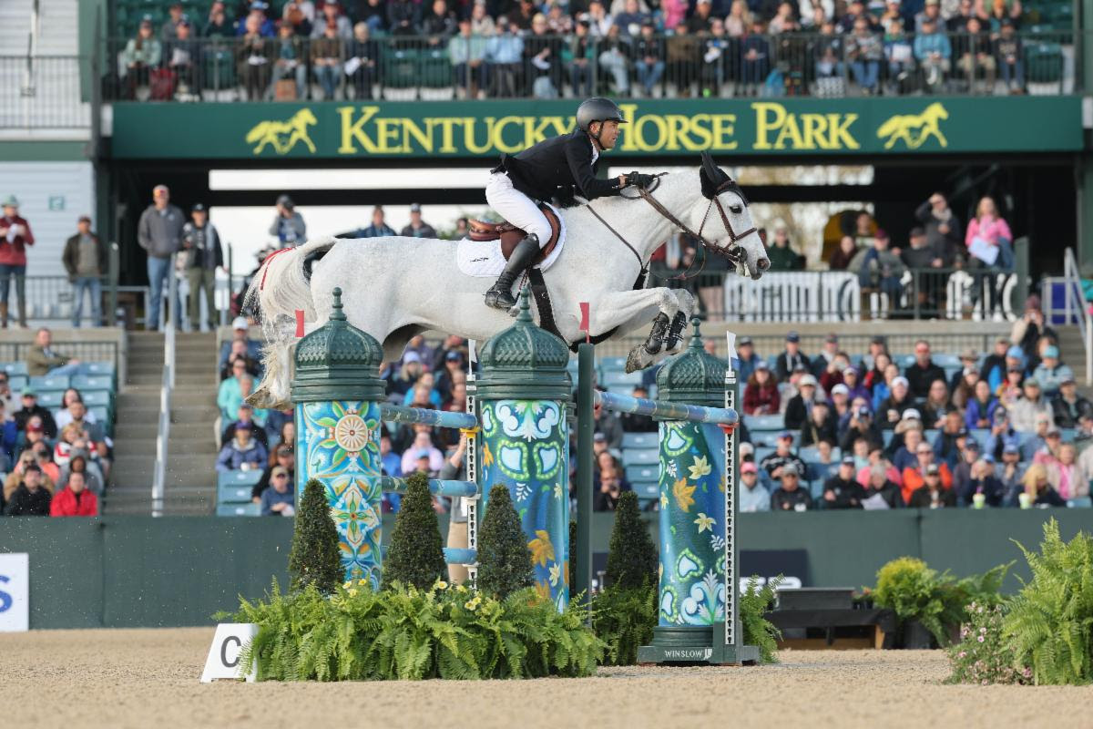 Kent Farrington vince il Kentucky International CSI5* Grand Prix 1 Kent Farrington and Greya