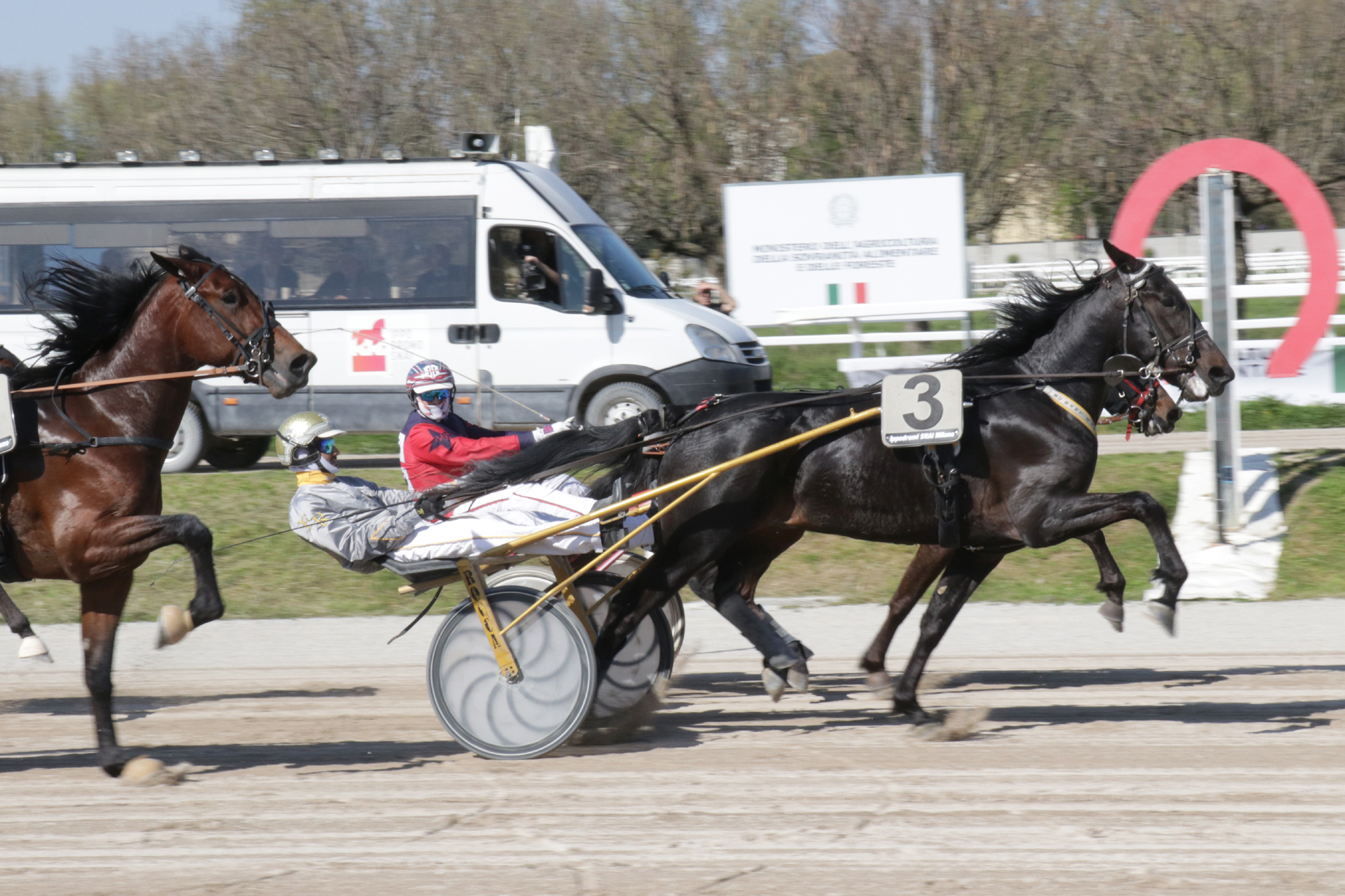 Ippodromo Snai San Siro: risultati dell’11 aprile, un venerdì estivo 1 San Siro PREMIO WILLIAM CASOLI
