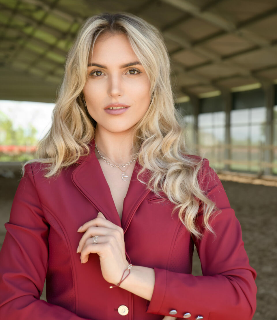Elisabetta Savin e il brand di alta gioielleria Savin Milano: quando la tradizione italiana incontra la passione equestre 1 Elisabetta Savin fondatrice del brand di alta gioielleria Savin Milano (1)