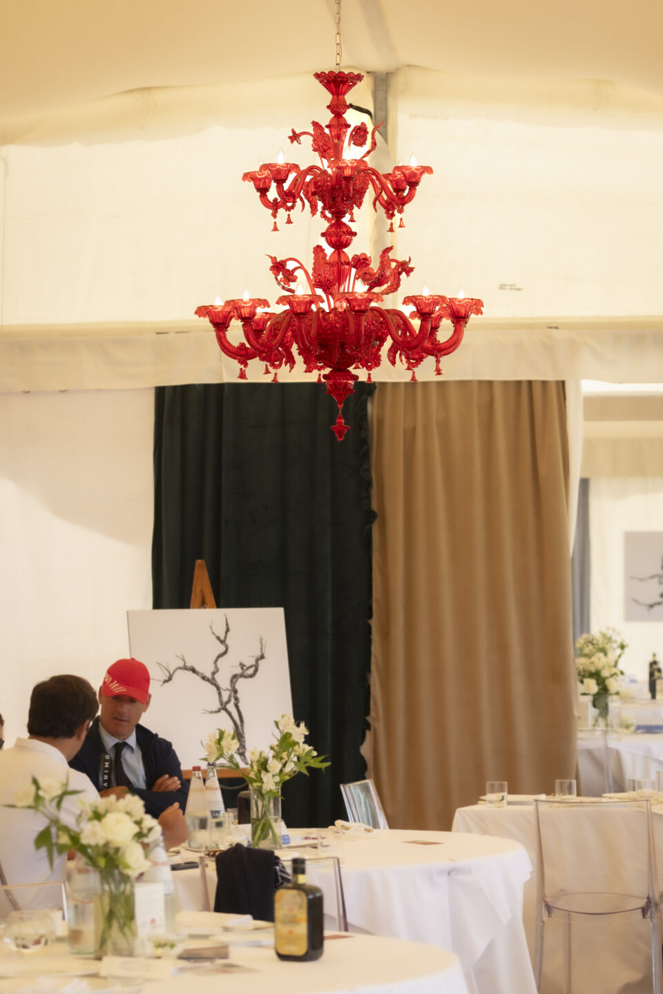 Al Shira'aa Le Lame Sagrantino Area VIP Lounge | 