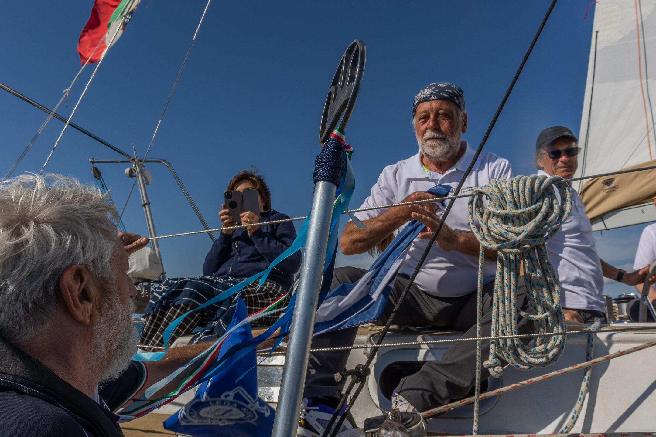 Blu Livorno e il cammino delle acque e del mare 6 Blu Livorno Il passaggio del testimone