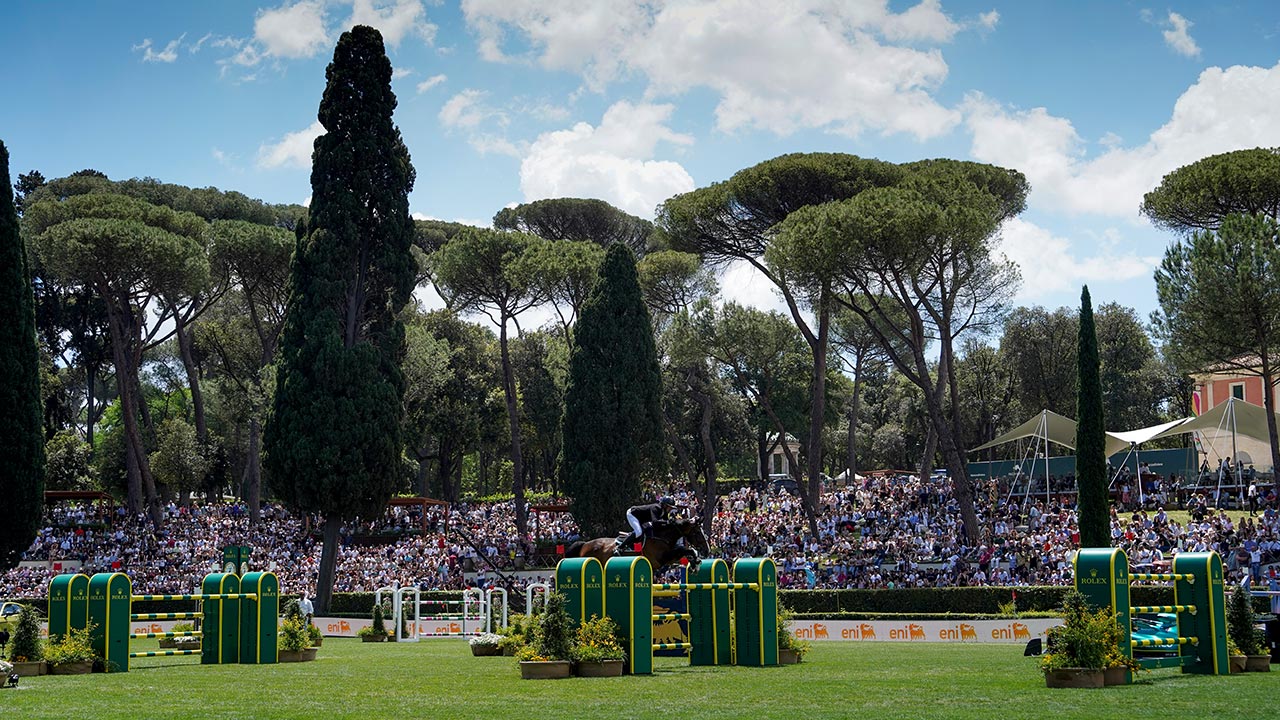 Piazza di Siena 2025