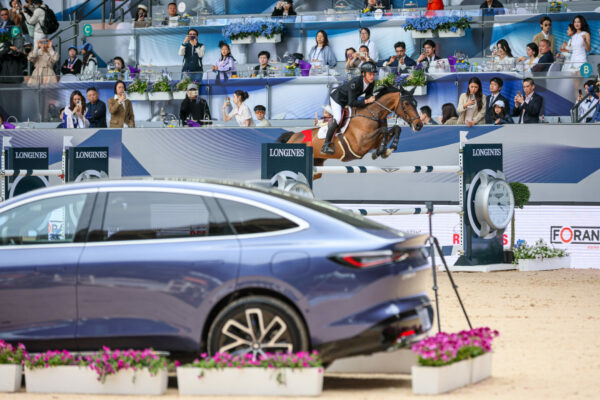 Scott Brash trionfa nel Grand Prix LGCT di Shanghai: sul podio anche Gilles Thomas ed Eduardo Alvarez Aznar 5 Scott Brash Hello Chadora Lady 250504 R3LB2732