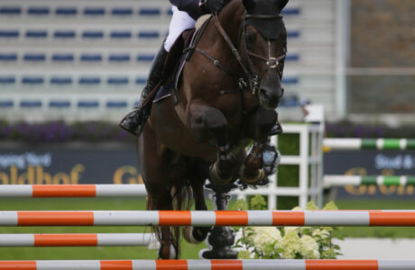 Un'esplosione di talento internazionale al Longines Versilia Horse Show presented by Giorgio Armani. 1 Smolders foto di Stefano Sechi