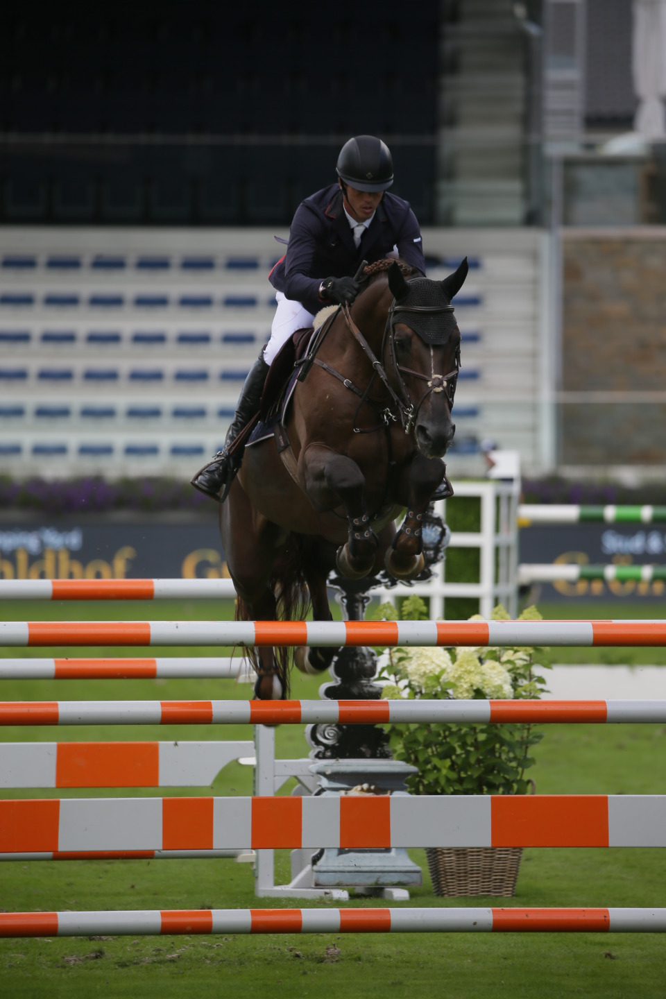 Un'esplosione di talento internazionale al Longines Versilia Horse Show presented by Giorgio Armani. 1 Smolders foto di Stefano Sechi